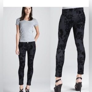Current/Elliott Women's Velvet Floral Ankle Skinny Jeans in Black Size 28